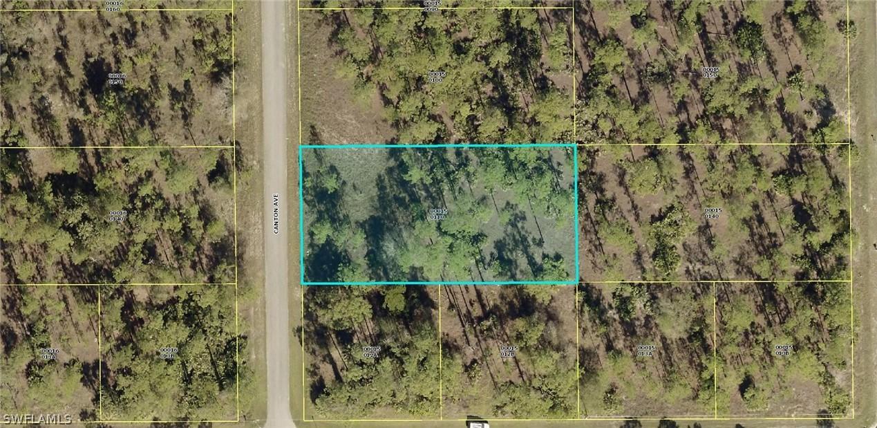 902 Canton Ave., Lehigh Acres, FL 33972