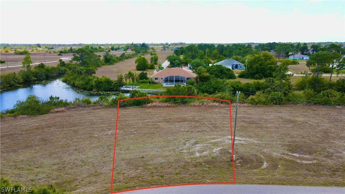 926 NE 43rd Ter., Cape Coral, FL 33909