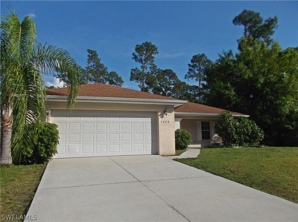 1420 Dixie Ave., Lehigh Acres, FL 33972