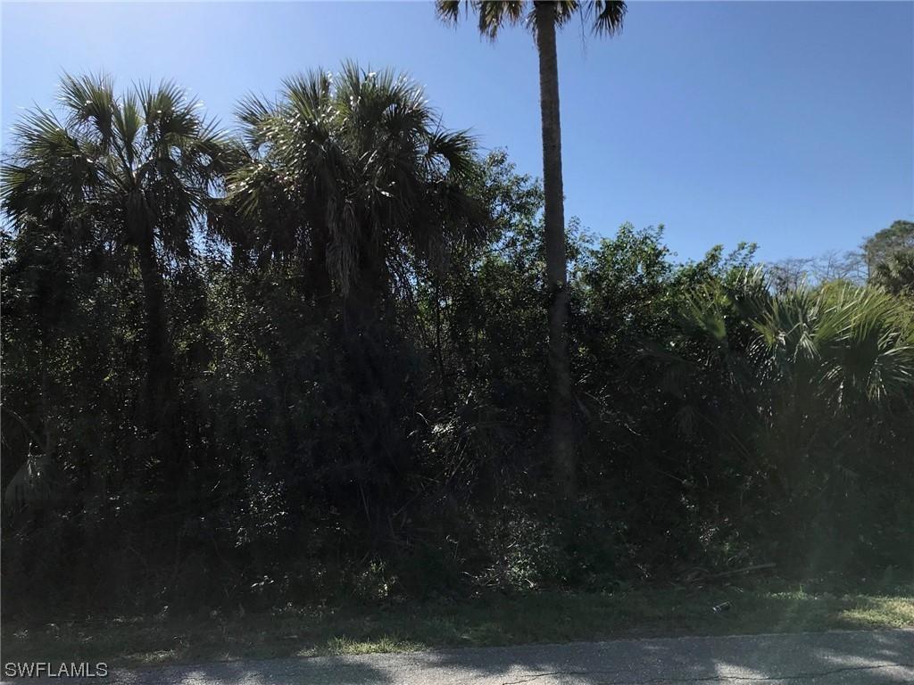 1960 14th Ave., Naples, FL 34120