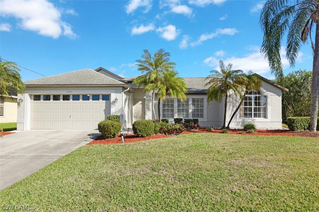 4925 SW 17th Pl., Cape Coral, FL 33914