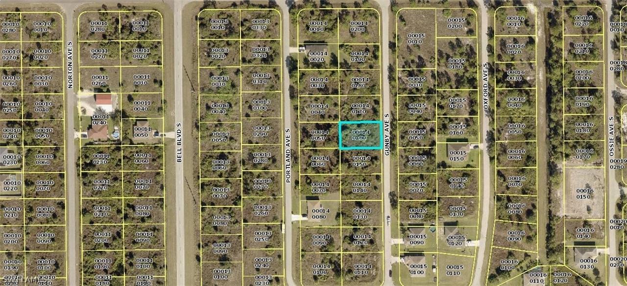 916 Gunby Ave., Lehigh Acres, FL 33974