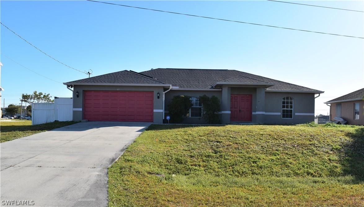 413 NW 16th Pl., Cape Coral, FL 33993