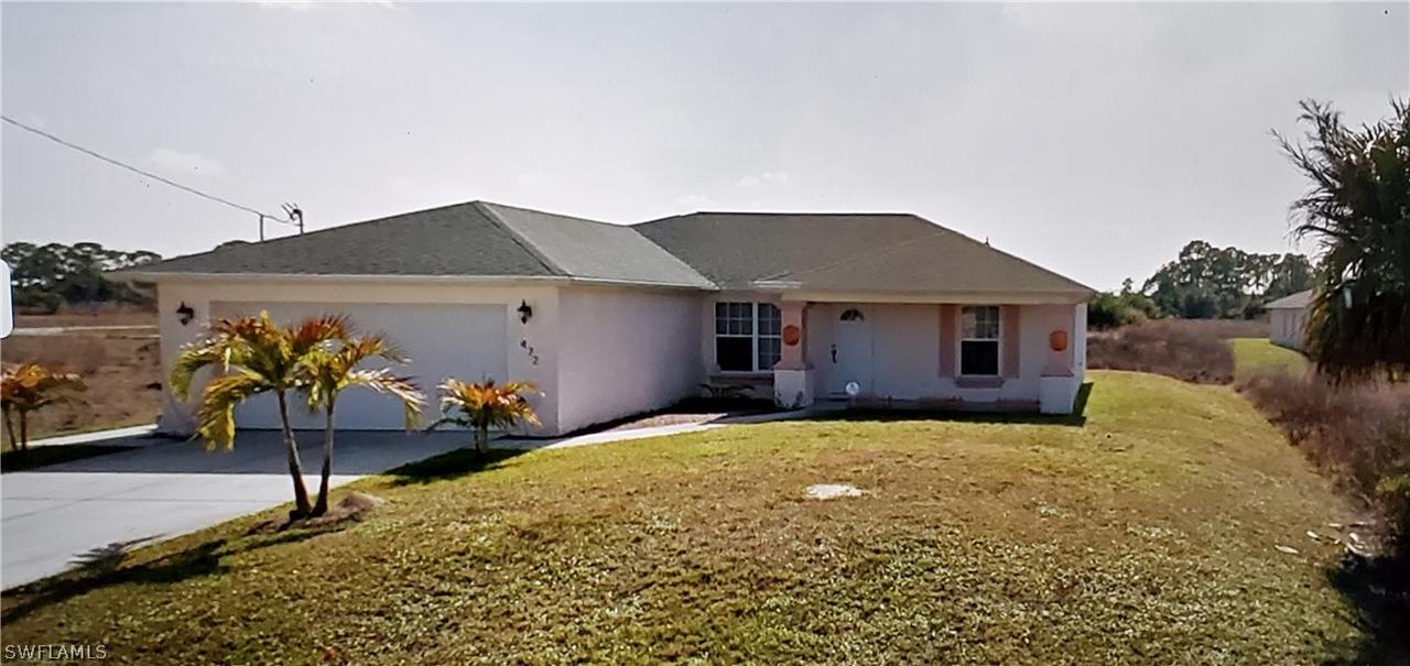 472 Rayford St., Lehigh Acres, FL 33974