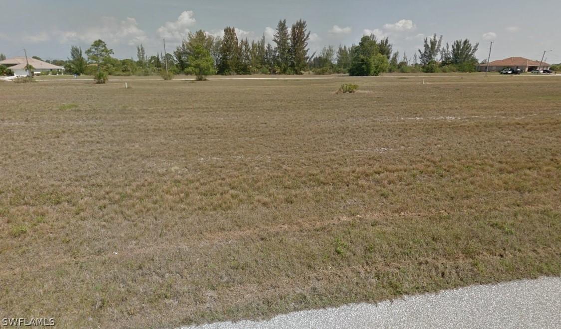 2357 NW 38th Pl., Cape Coral, FL 33993