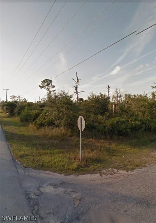 1001 Dayton Ave., Lehigh Acres, FL 33972