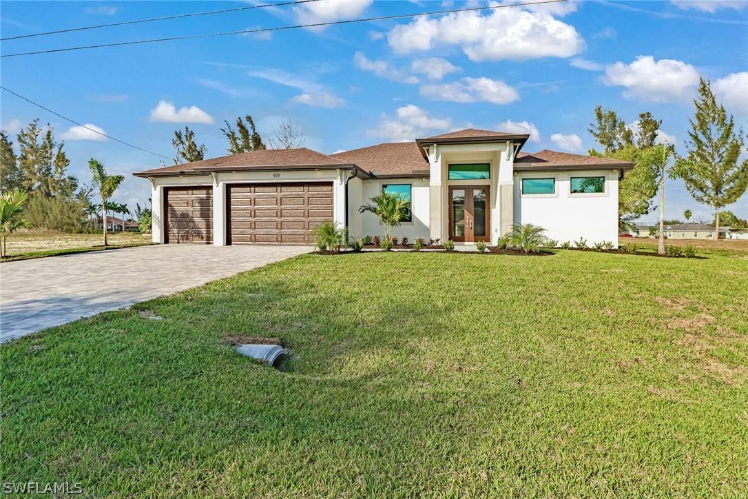 909 SW 28th Ter., Cape Coral, FL 33914