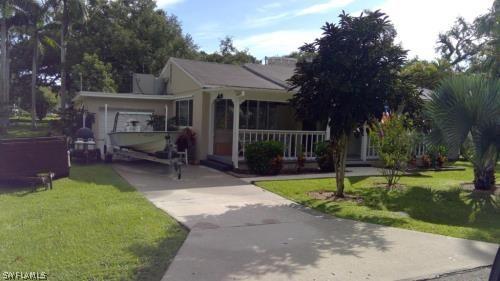 1443 Sandra Dr., Fort Myers, FL 33901