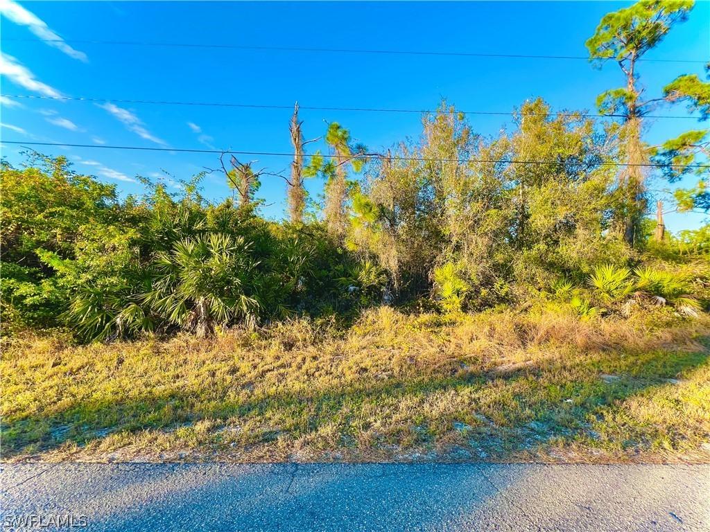 935 Butler St., Lehigh Acres, FL 33974