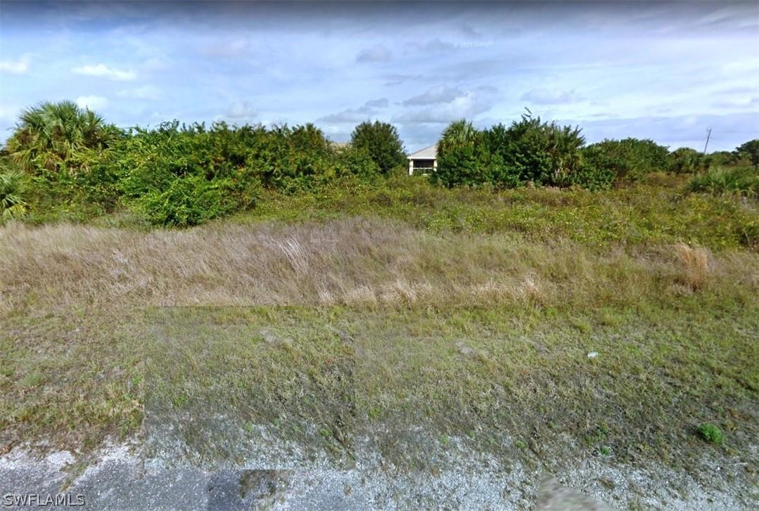 825 Casper Yost St., Lehigh Acres, FL 33974