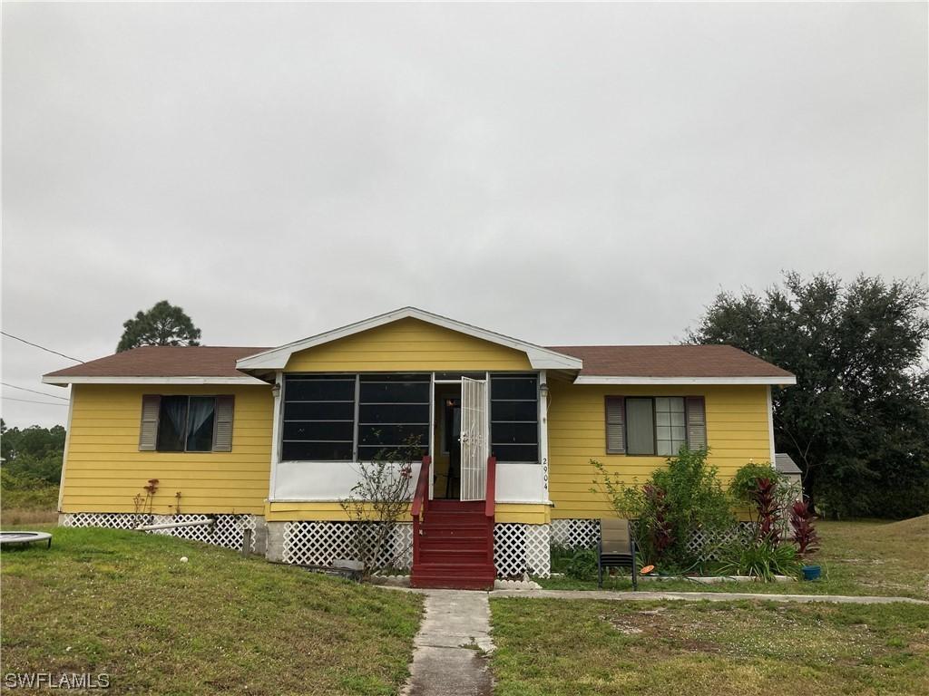 2904 Bruce Ave., Lehigh Acres, FL 33976