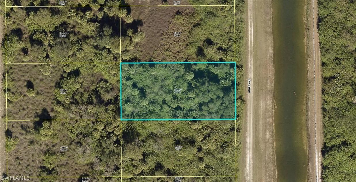 1513 Hines Ave., Lehigh Acres, FL 33972