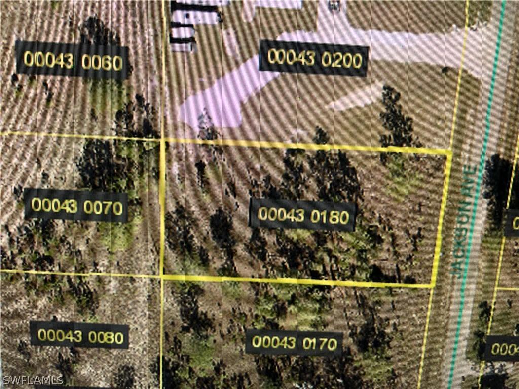 1511 Jackson Ave., Lehigh Acres, FL 33972