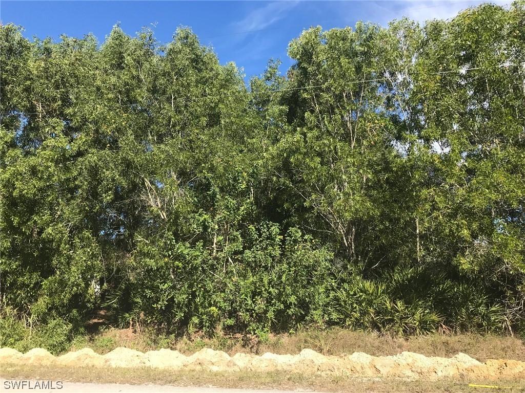 52nd Ave., Naples, FL 34120