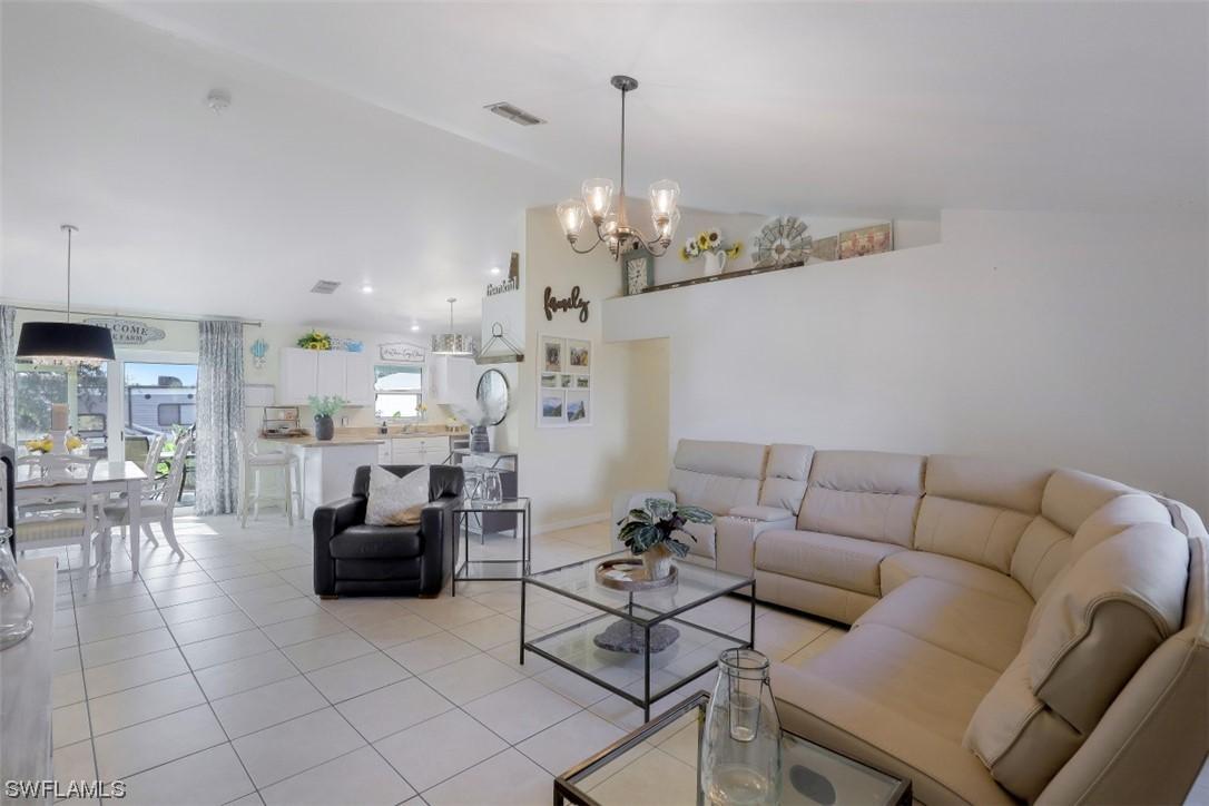 4107 33rd St., Lehigh Acres, FL 33976