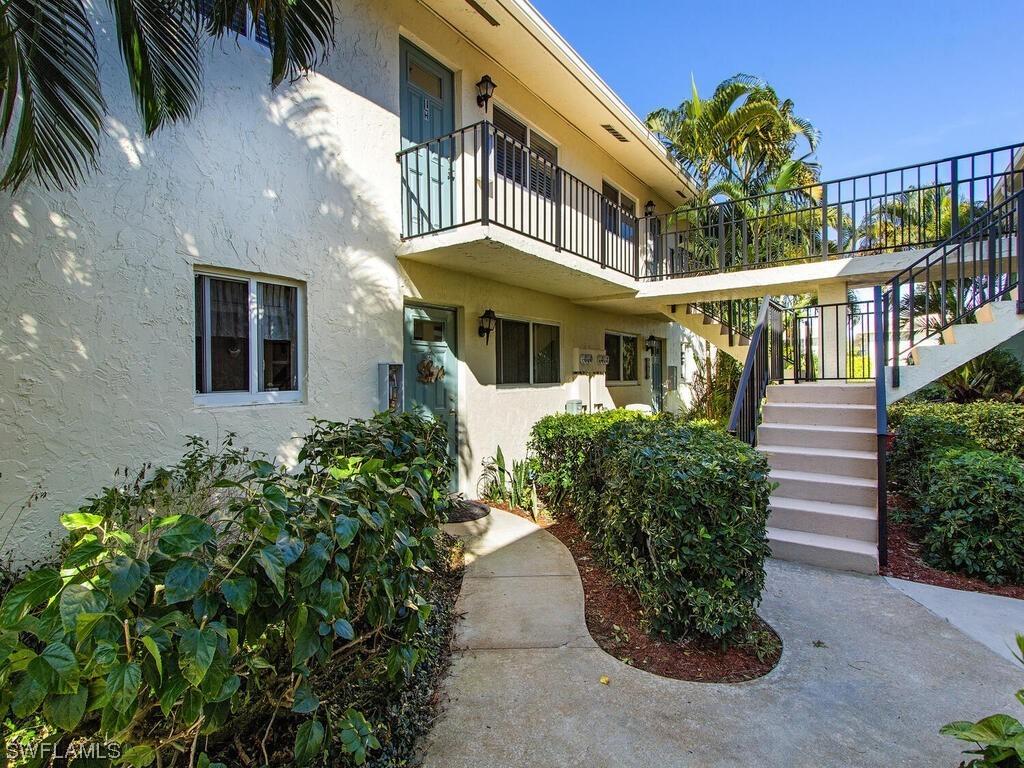 185 Palm Dr. #18-G, Naples, FL 34112