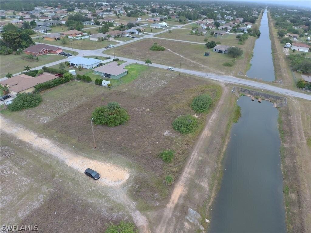 800 Curtis Ave., Lehigh Acres, FL 33971