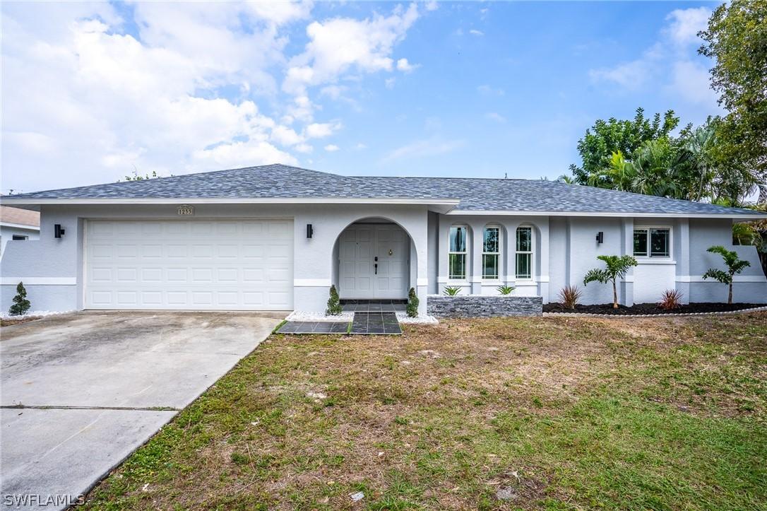 1233 SE 21st Pl., Cape Coral, FL 33990