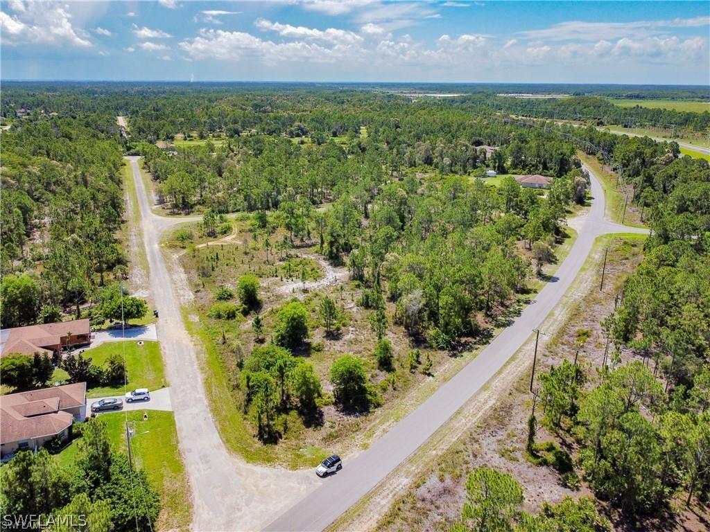 2423 Meadow Rd., Lehigh Acres, FL 33974