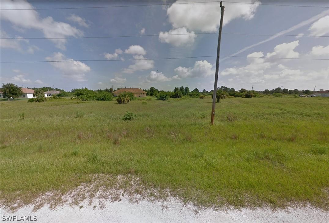 925 Chenault St., Lehigh Acres, FL 33974