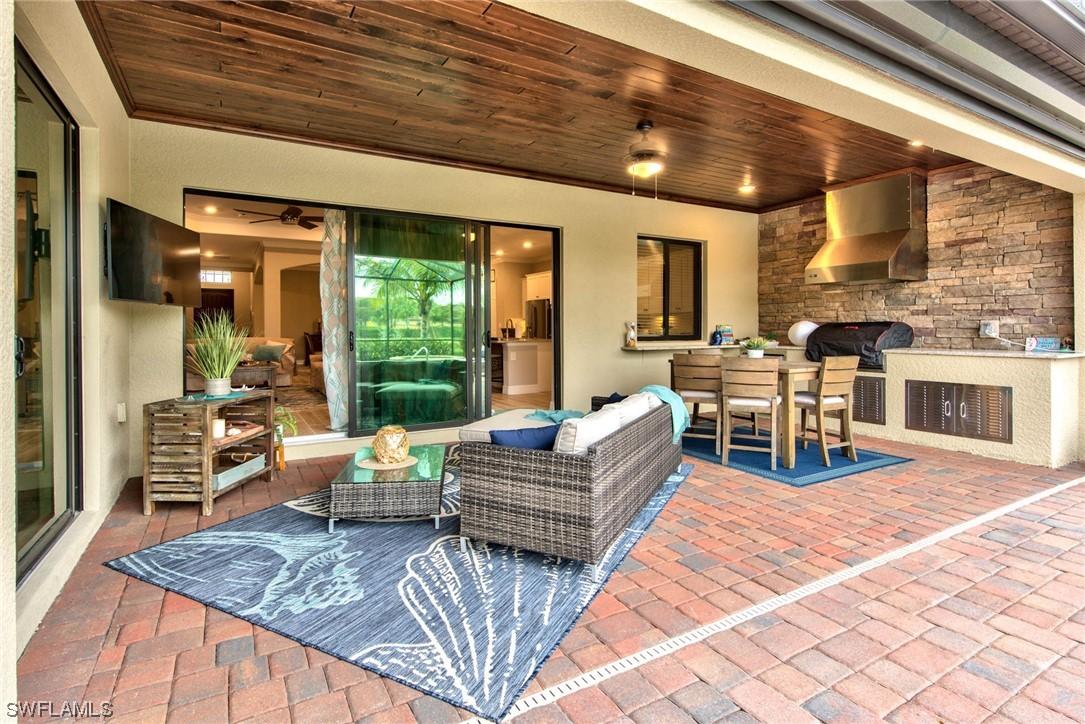 28139 Foxrock Ct., Bonita Springs, FL 34135