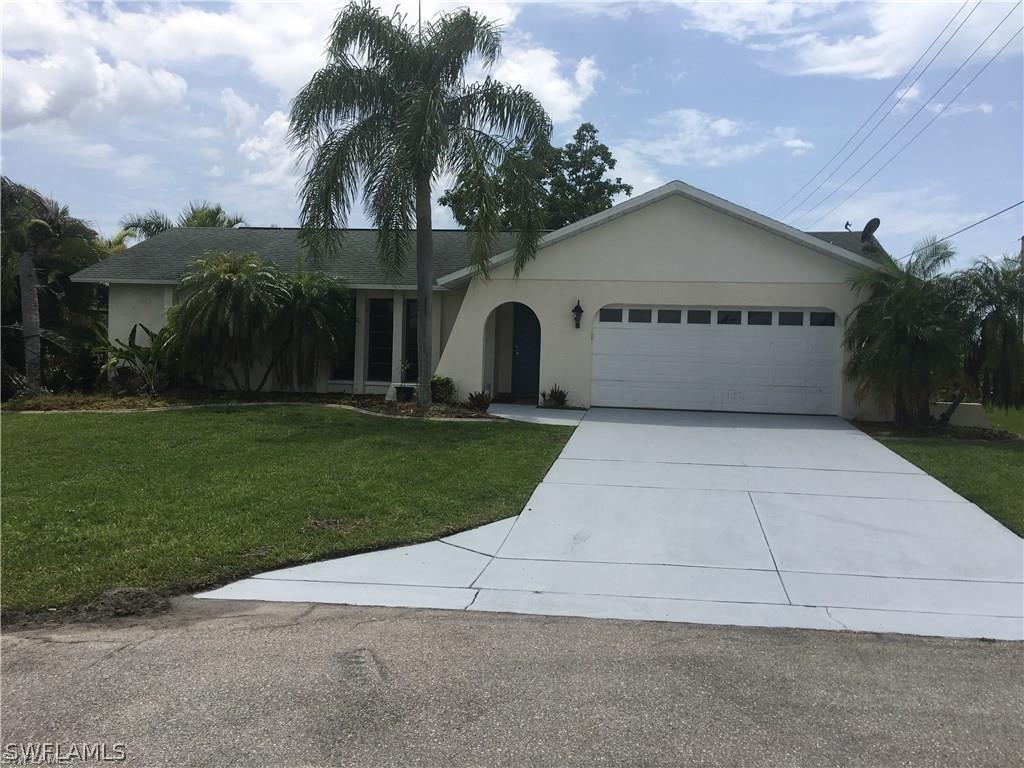 4800 SW 12th Pl., Cape Coral, FL 33914