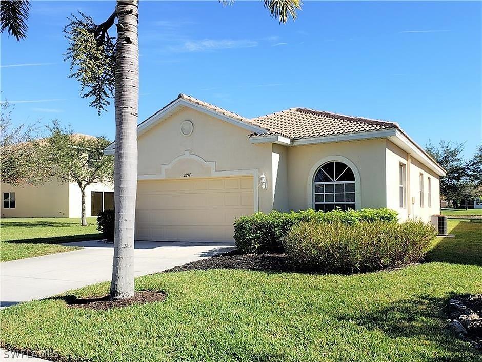 2697 Sunset Lake Dr., Cape Coral, FL 33909
