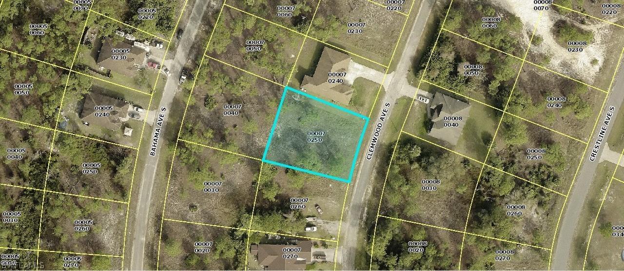 726 Clemwood Ave., Lehigh Acres, FL 33974