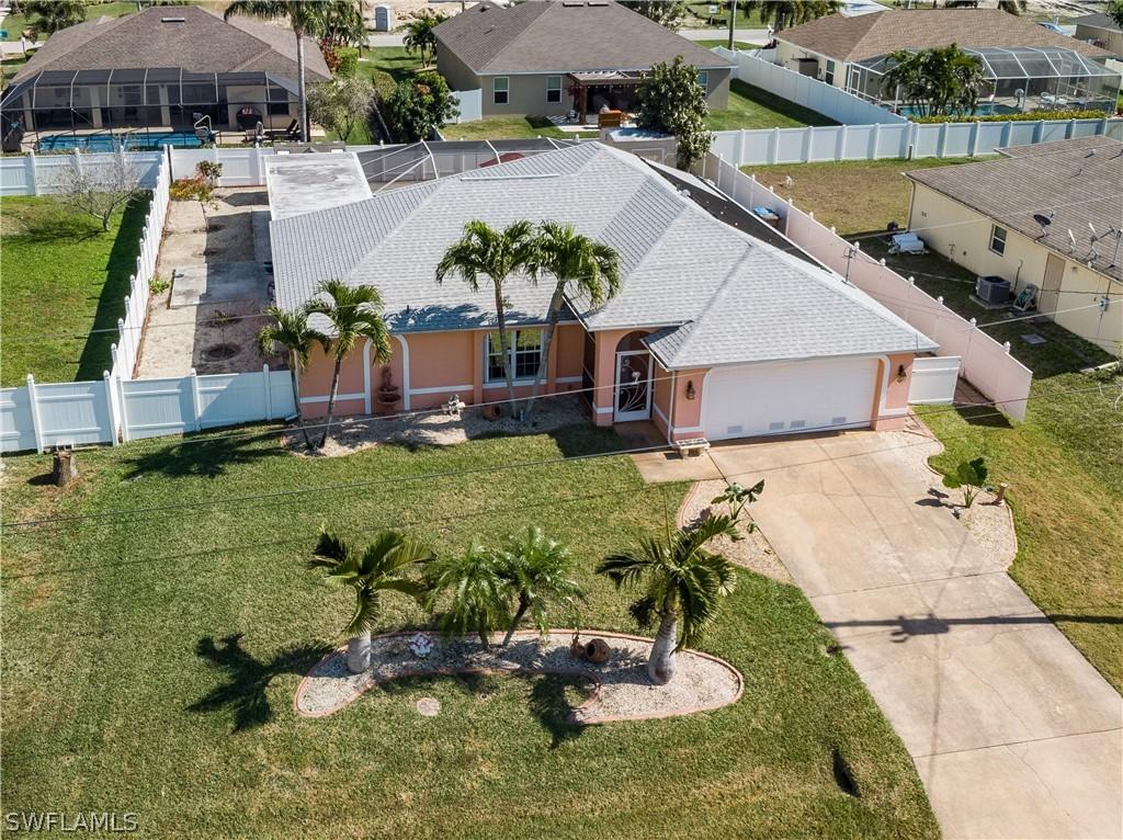 3021 SW 11th Ct., Cape Coral, FL 33914