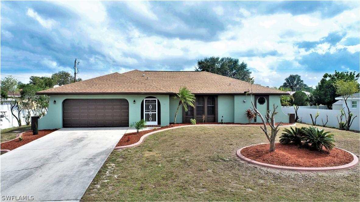 110 Riviera St., Lehigh Acres, FL 33936