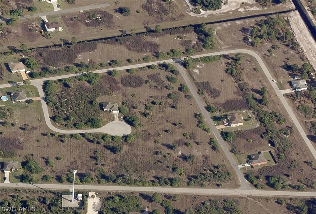 1129 Parnell Ct., Lehigh Acres, FL 33974