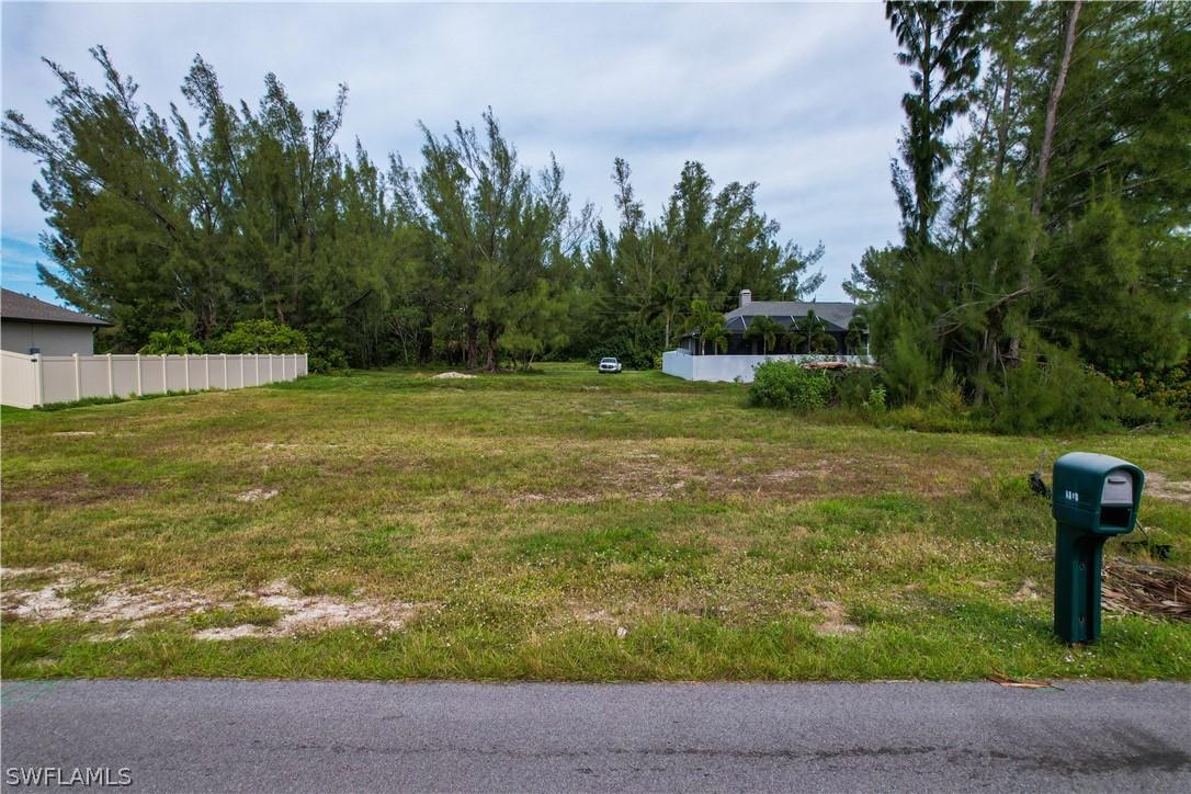 3805 SW 3rd Ter., Cape Coral, FL 33991