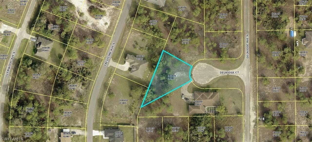 747 Delridge Ct., Lehigh Acres, FL 33974