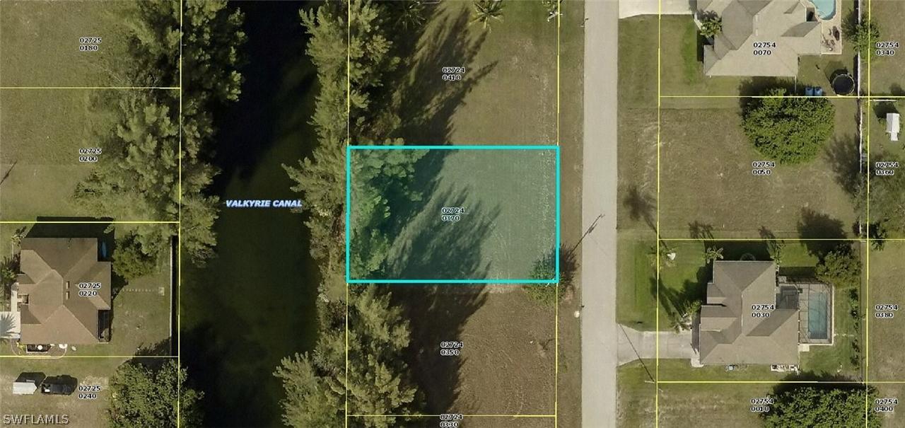 2210 NW 2nd Ave., Cape Coral, FL 33993