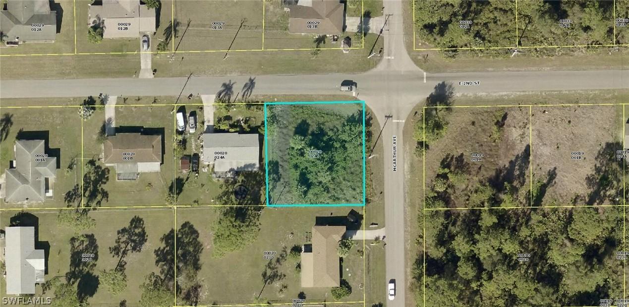 2706 E 2nd St., Lehigh Acres, FL 33936