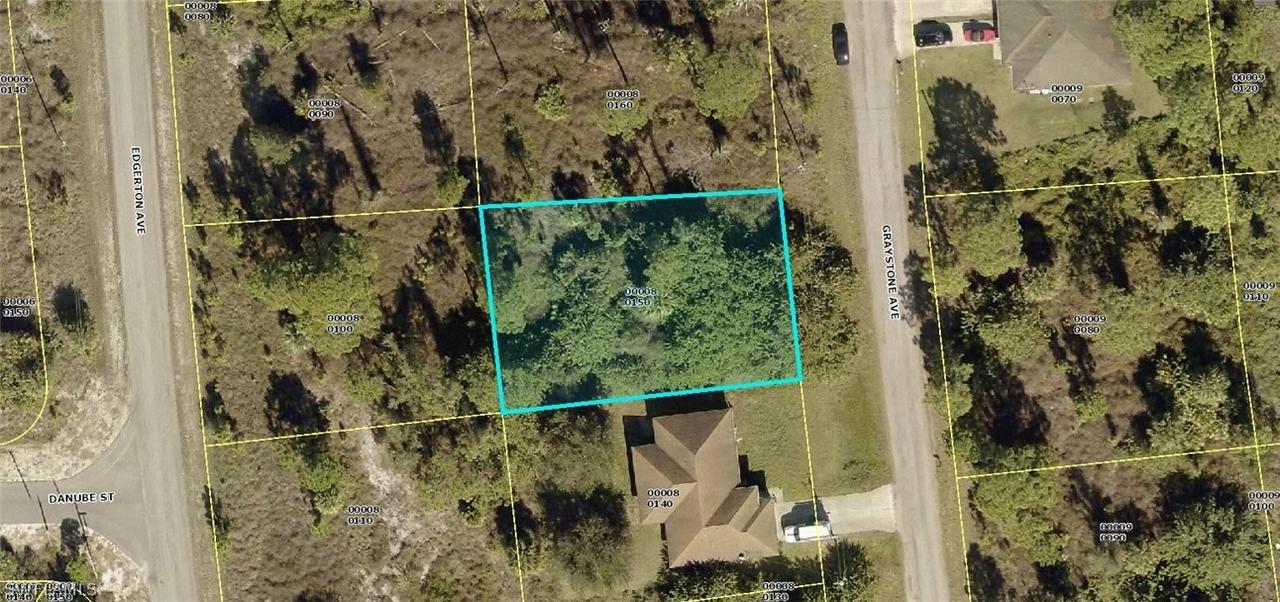 934 Graystone Ave., Lehigh Acres, FL 33974