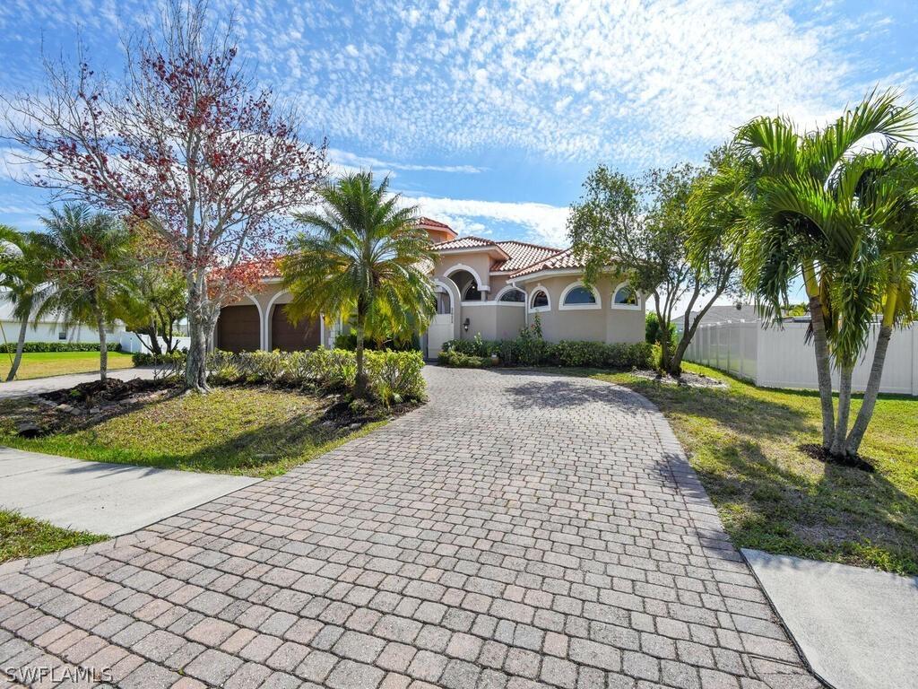 2622 Beach Pkwy., Cape Coral, FL 33914