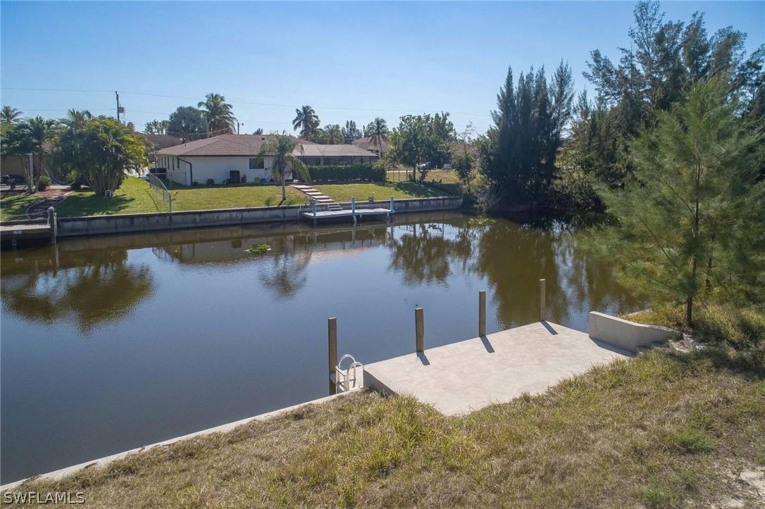 1018 SW 36th Ter., Cape Coral, FL 33914