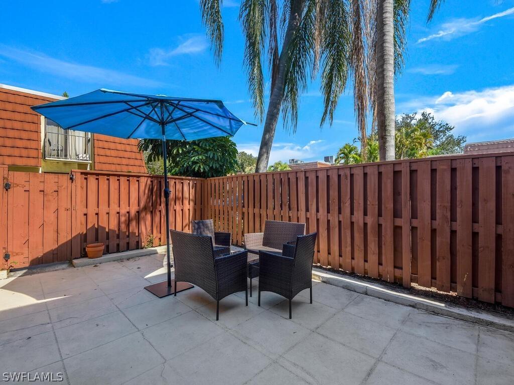5219 Cedarbend Dr. #4, Fort Myers, FL 33919