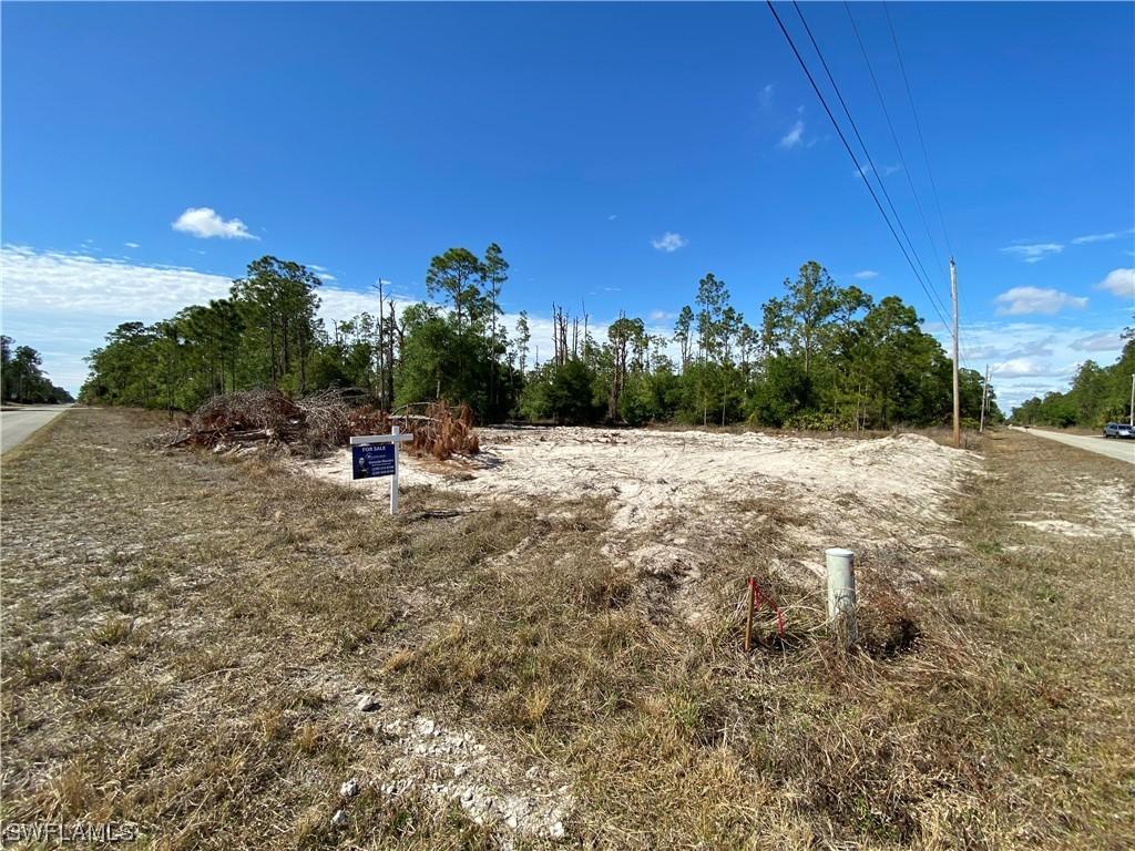 4007 E 11th St., Lehigh Acres, FL 33972