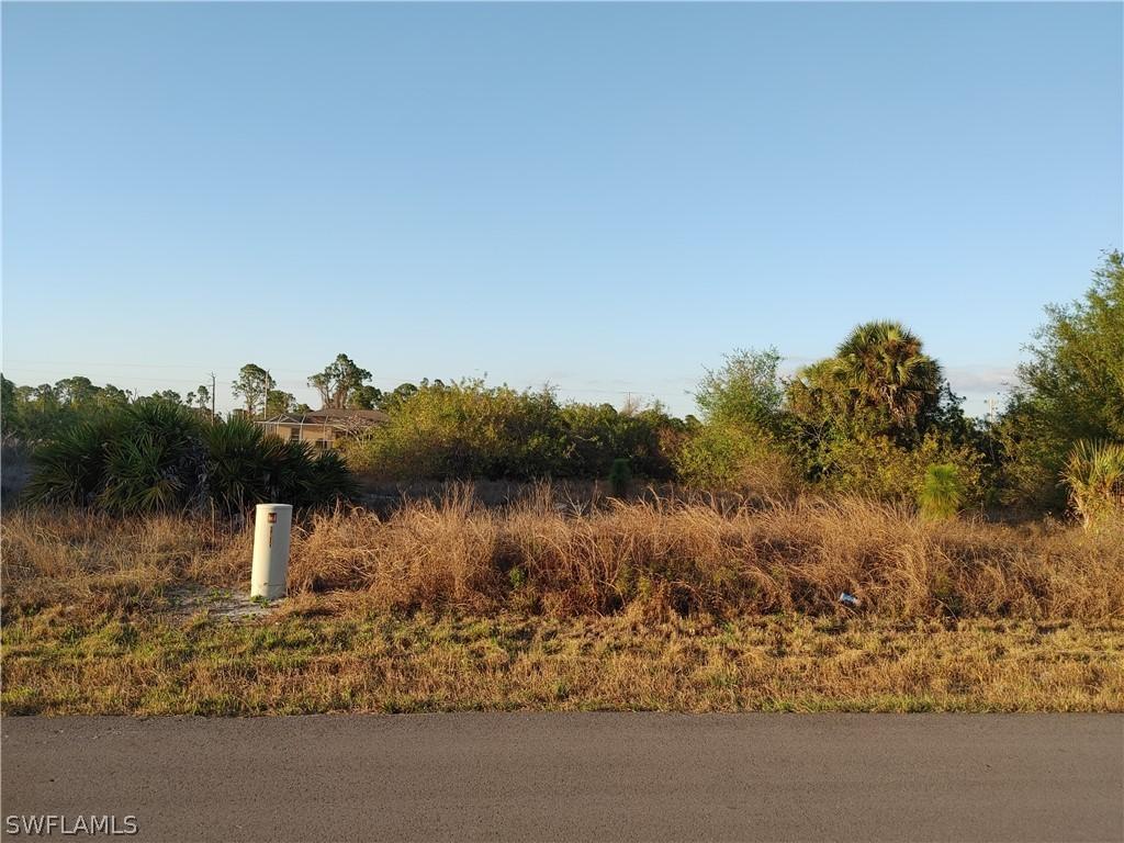 1205 Augusta St., Lehigh Acres, FL 33974