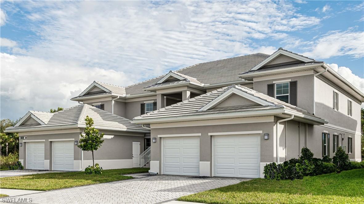 232 Indies Dr. #101, Naples, FL 34114