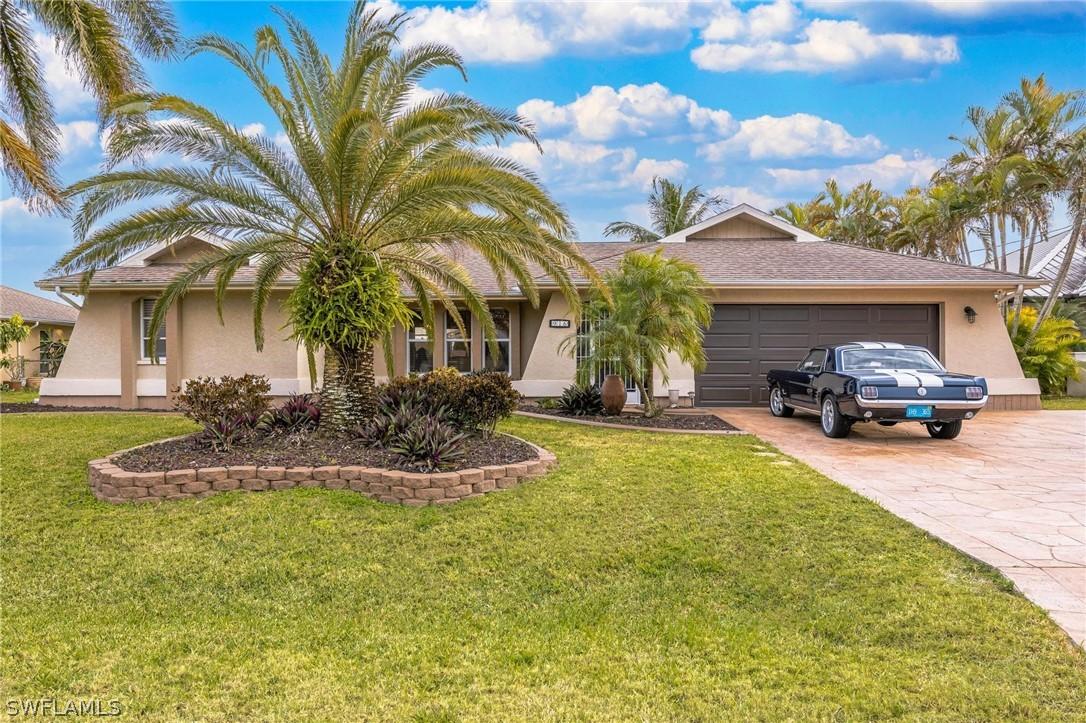 916 SE 24th St., Cape Coral, FL 33990