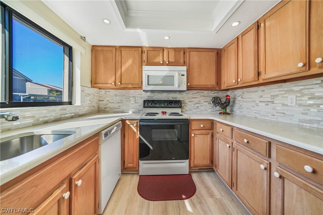 9627 Eaton Gardens Ln. #107, Fort Myers, FL 33919