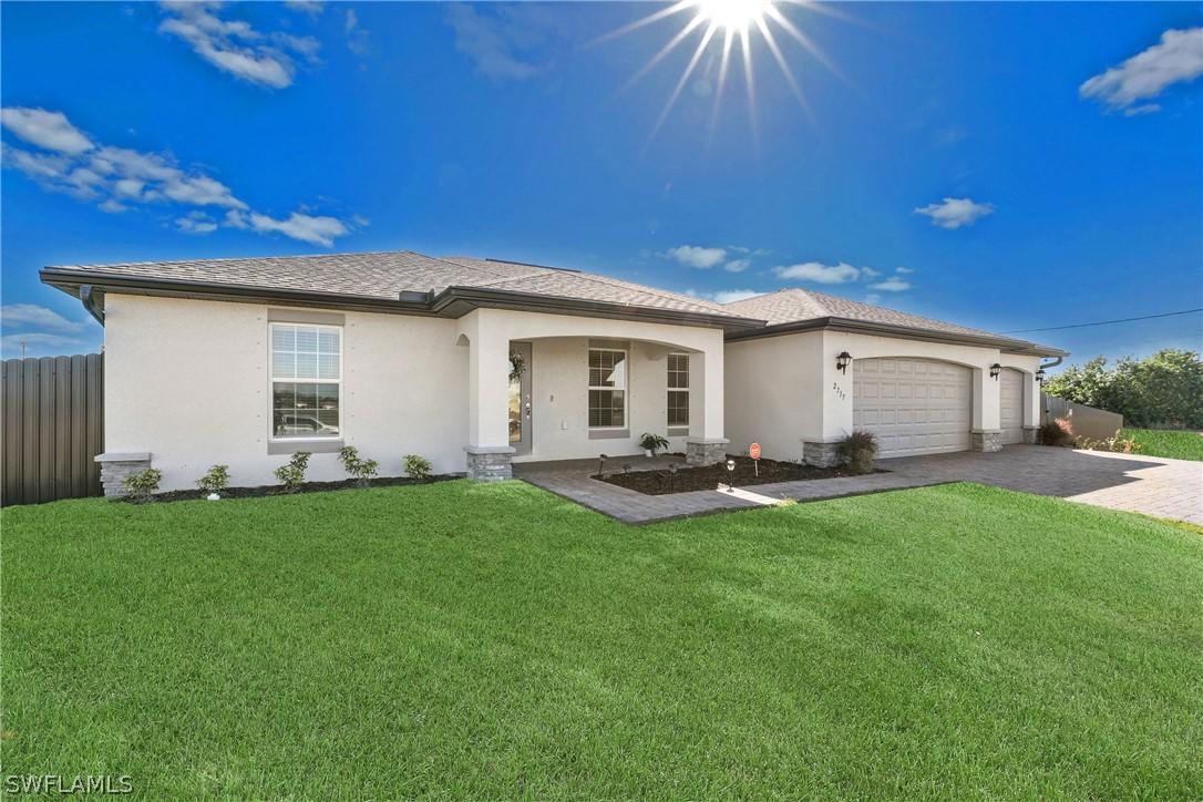 2717 NE Juanita Pl., Cape Coral, FL 33909