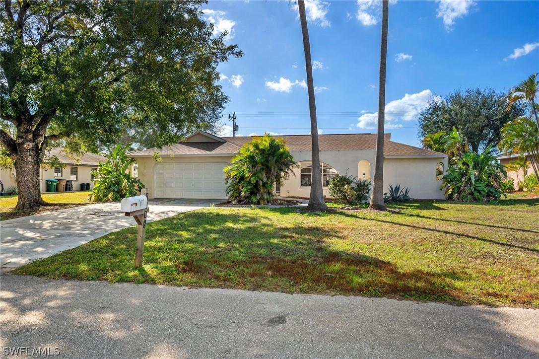 1818 SE 11th Pl., Cape Coral, FL 33990