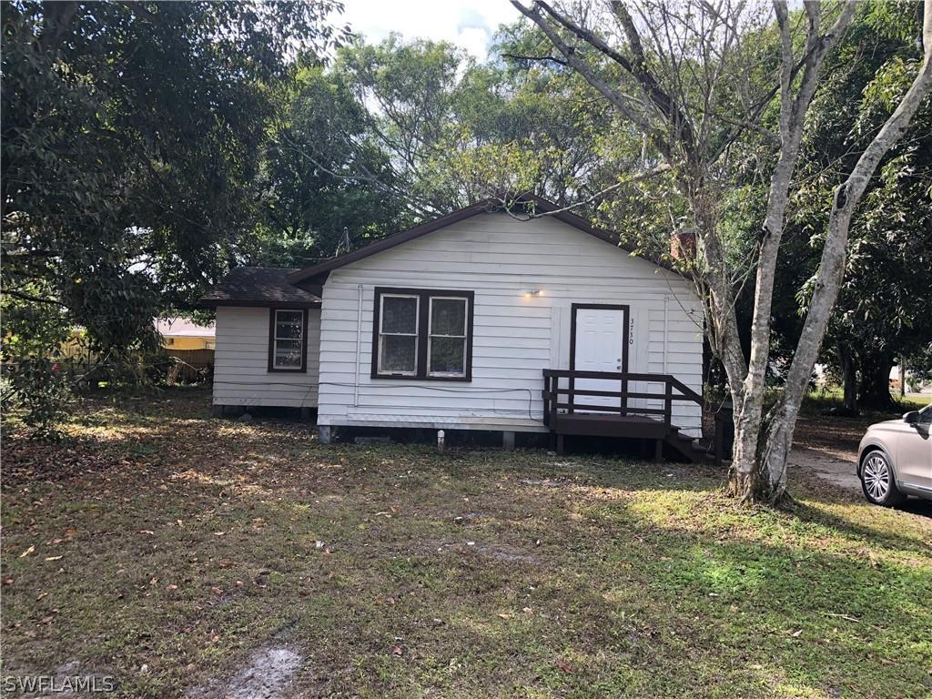 3730 Washington Ave., Fort Myers, FL 33916
