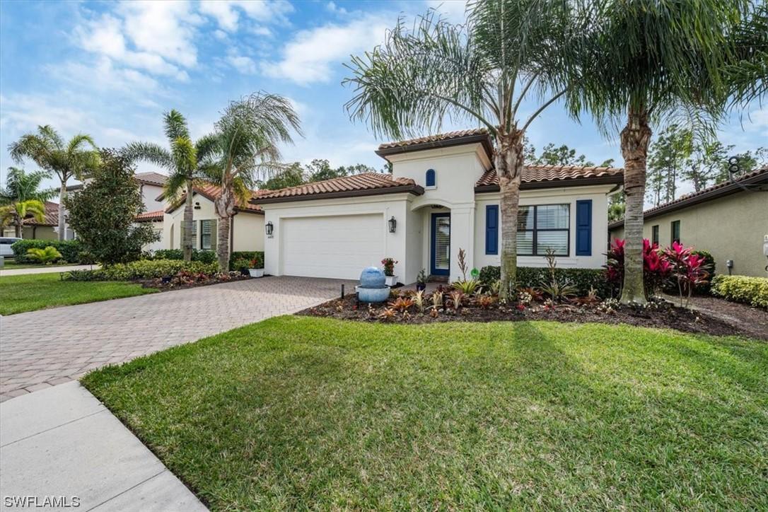 4407 Raffia Palm Cir., Naples, FL 34119