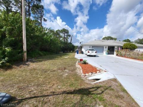 707 Jackson Ave., Lehigh Acres, FL 33972