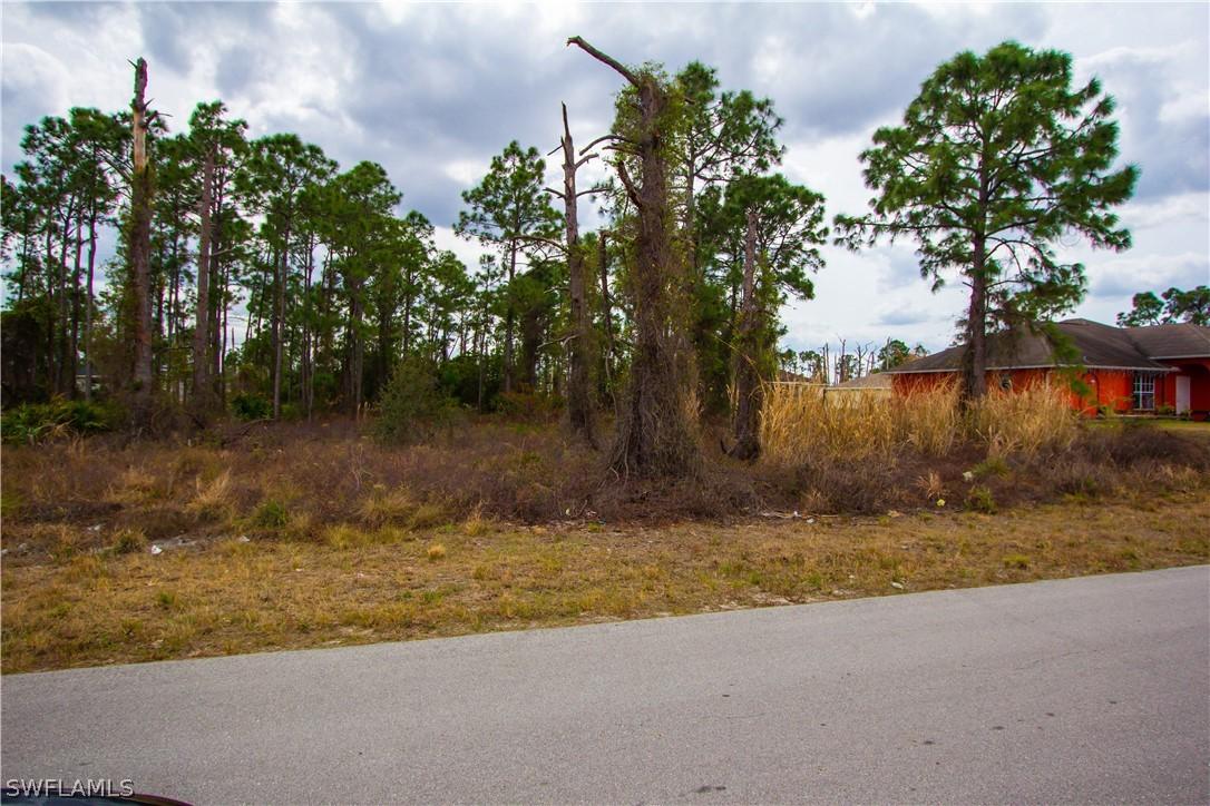 836 Palomino St., Lehigh Acres, FL 33974